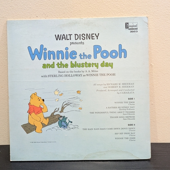 Disney Winnie the Pooh Vinyl Record - Red, Blue, Yellow 1967 - Picture 5 of 8